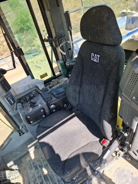Chargeuse sur pneus Caterpillar 972K