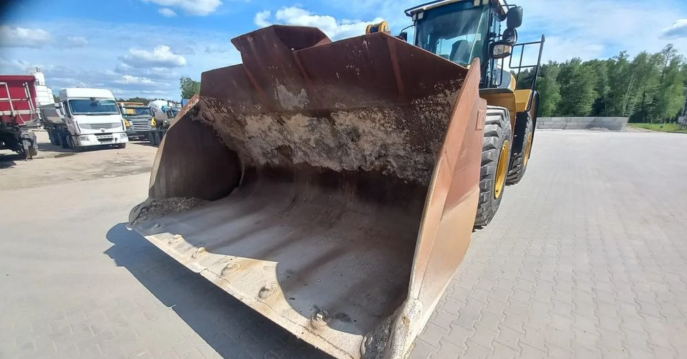 Chargeuse sur pneus Caterpillar 972K