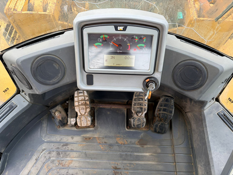 Chargeuse sur pneus Caterpillar 972M