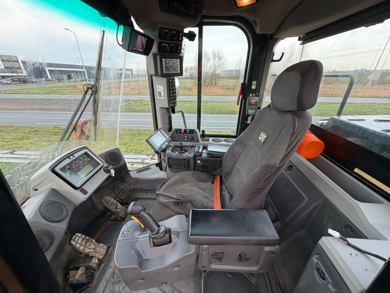 Chargeuse sur pneus Caterpillar 972M