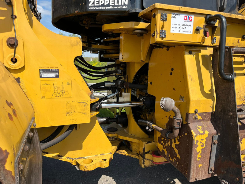 Chargeuse sur pneus Caterpillar 972M