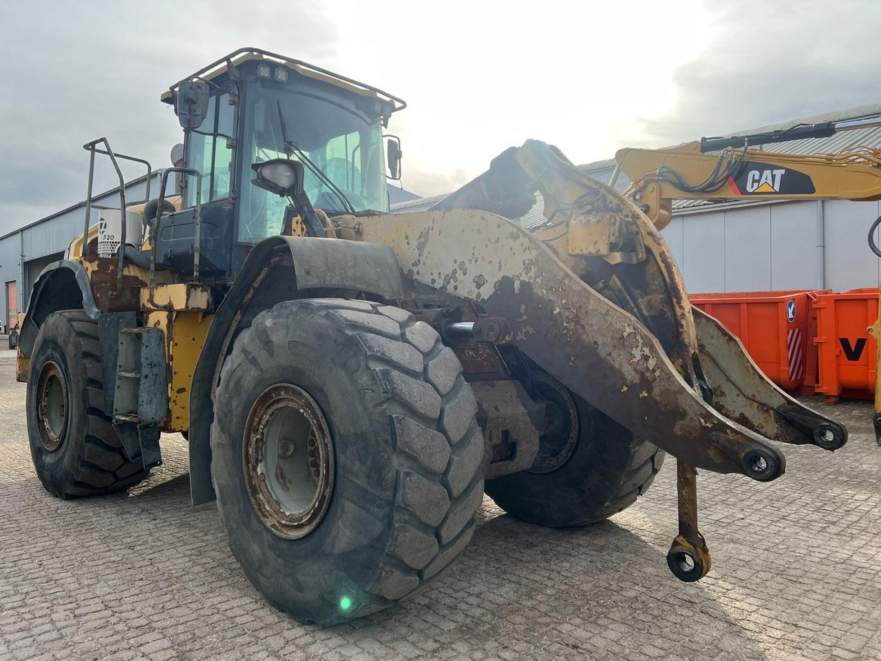 Chargeuse sur pneus Caterpillar 972M