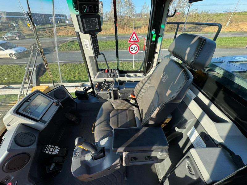 Chargeuse sur pneus Caterpillar 972M XE High Lift