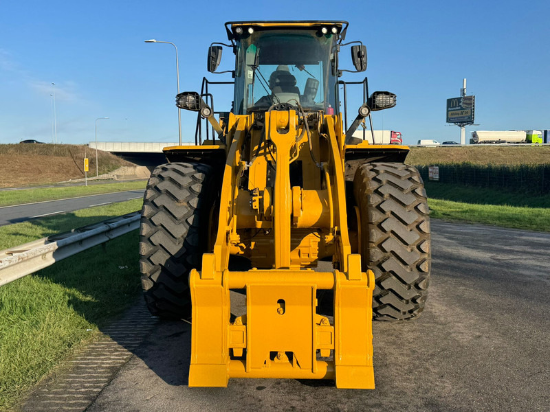 Chargeuse sur pneus Caterpillar 972M XE High Lift