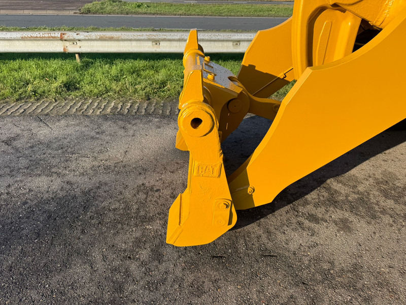 Chargeuse sur pneus Caterpillar 972M XE High Lift