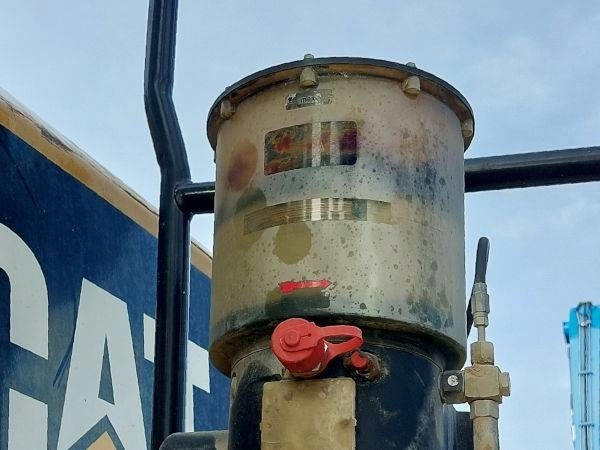 Chargeuse sur pneus Caterpillar 972 M