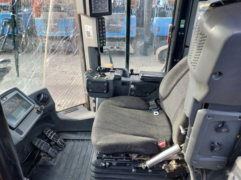 Chargeuse sur pneus Caterpillar 972 M