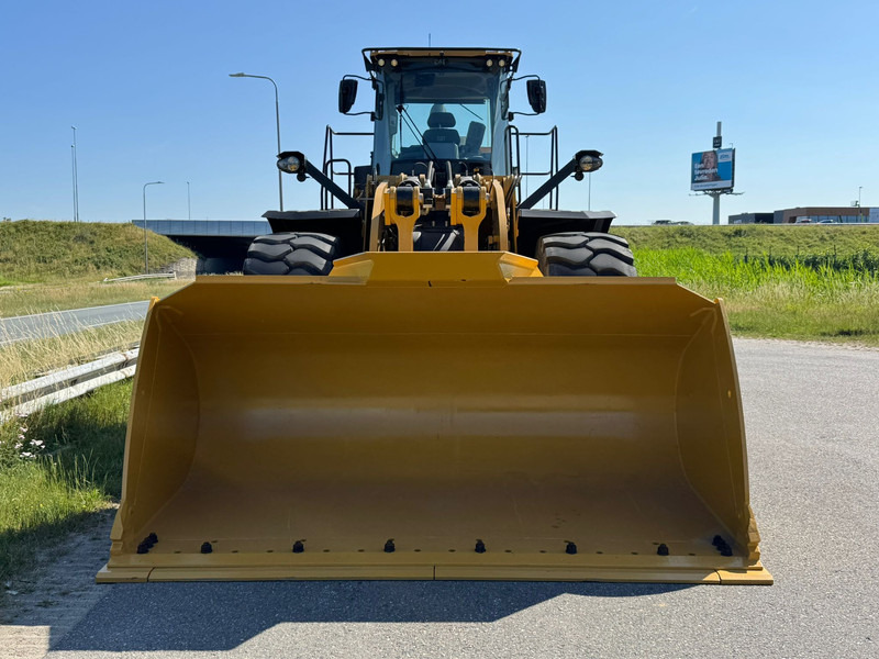 Chargeuse sur pneus Caterpillar 980