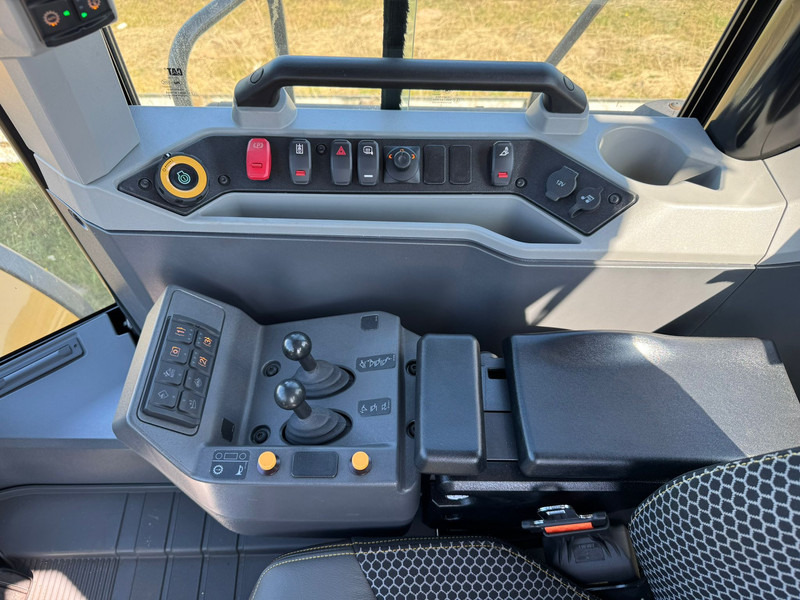 Chargeuse sur pneus Caterpillar 980