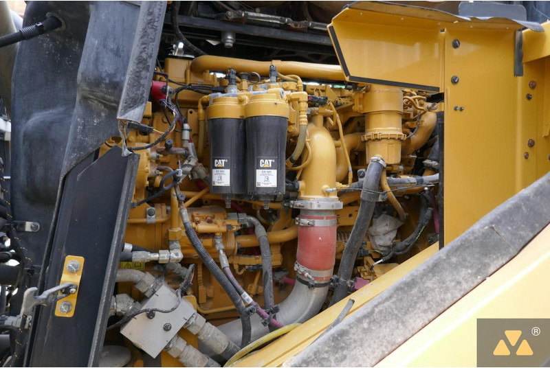 Chargeuse sur pneus Caterpillar 980M