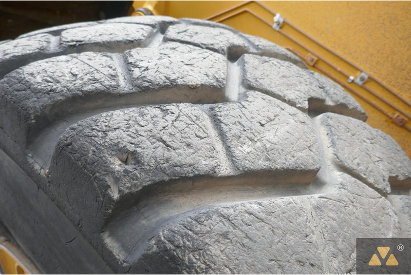 Chargeuse sur pneus Caterpillar 980M