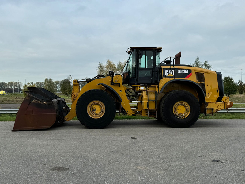 Chargeuse sur pneus Caterpillar 980M