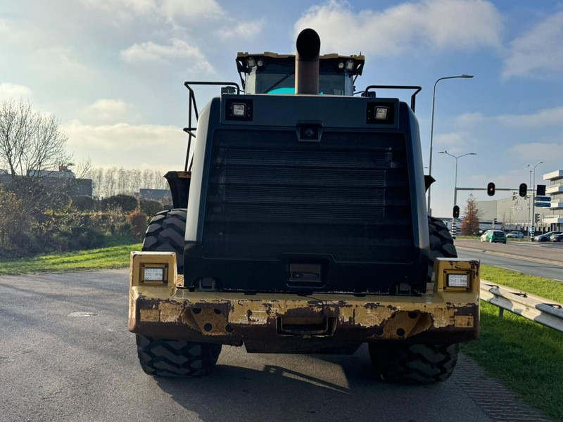 Chargeuse sur pneus Caterpillar 980M