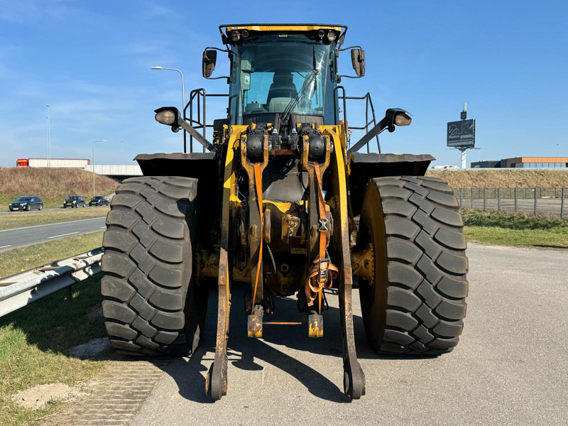 Chargeuse sur pneus Caterpillar 980M