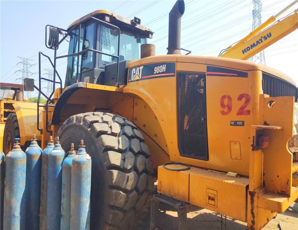 Chargeuse sur pneus Caterpillar 980 H