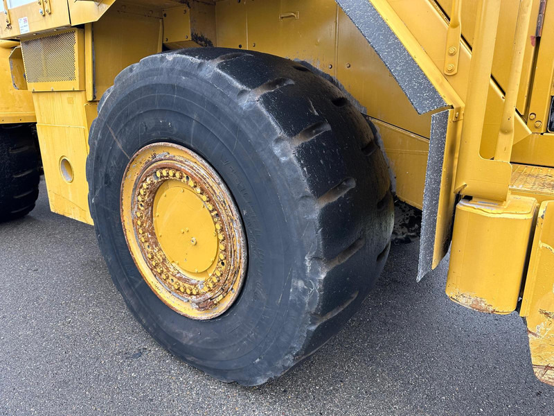 Chargeuse sur pneus Caterpillar 988H / rebuild in 2018 / 3th function