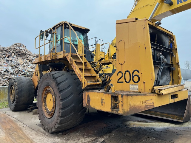 Chargeuse sur pneus Caterpillar 988K dismantled