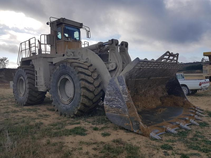 Chargeuse sur pneus Caterpillar 992D