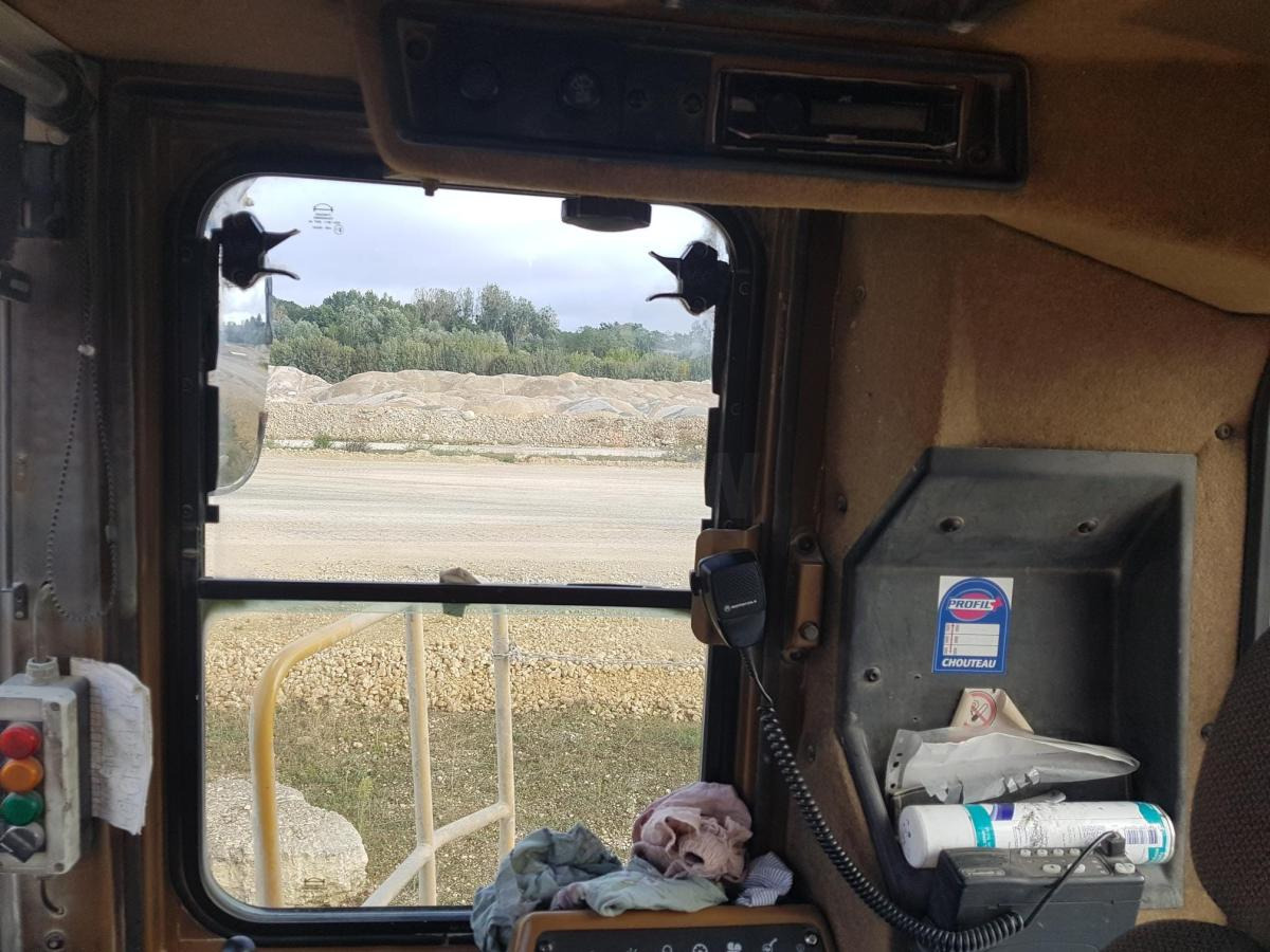 Chargeuse sur pneus Caterpillar 992D
