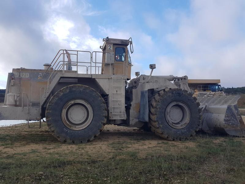Chargeuse sur pneus Caterpillar 992D