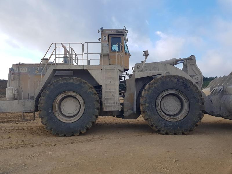 Chargeuse sur pneus Caterpillar 992D
