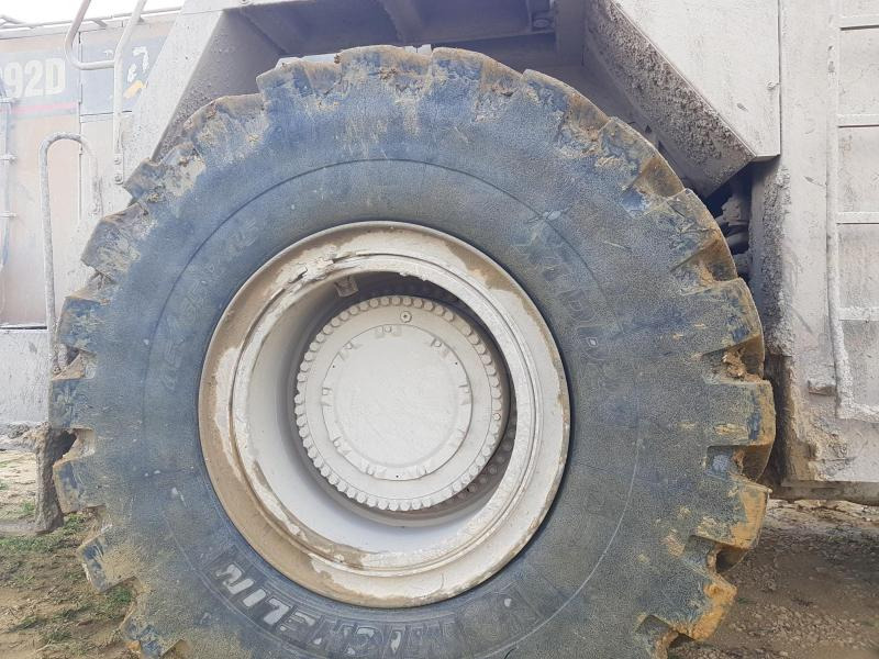 Chargeuse sur pneus Caterpillar 992D
