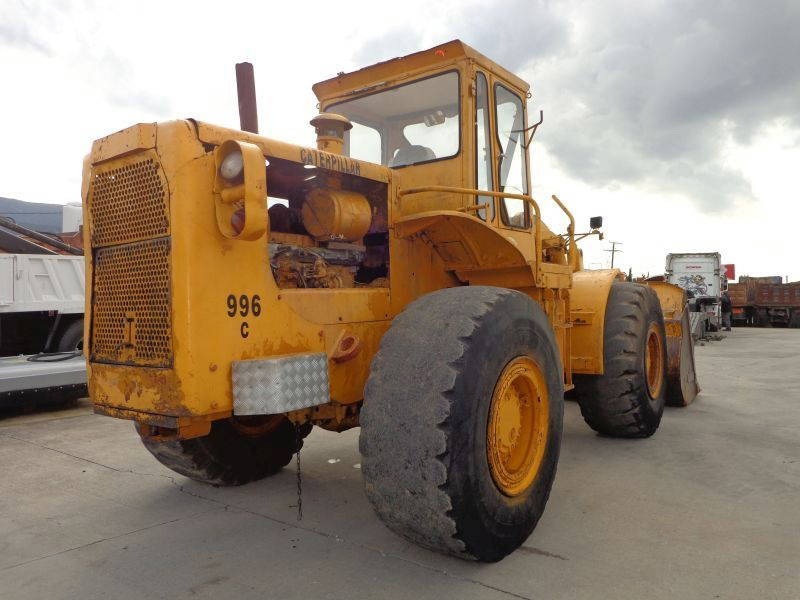 Chargeuse sur pneus Caterpillar CAT 966C Wheeloader