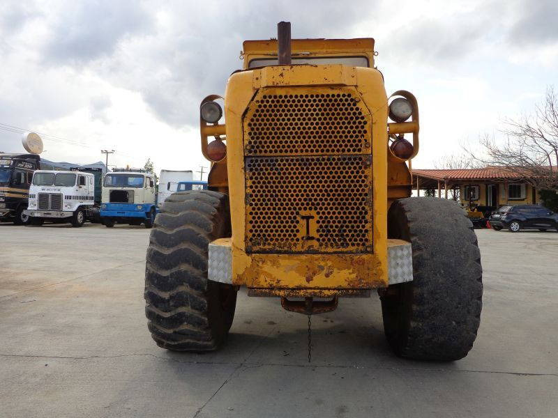 Chargeuse sur pneus Caterpillar CAT 966C Wheeloader