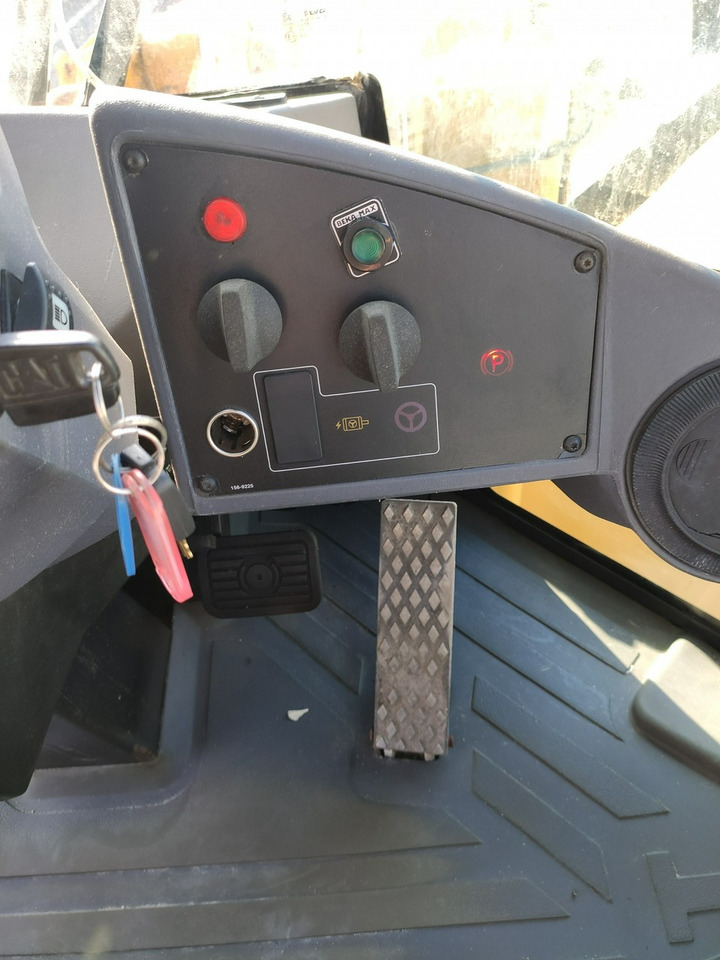 Chargeuse sur pneus Caterpillar Cat 914G