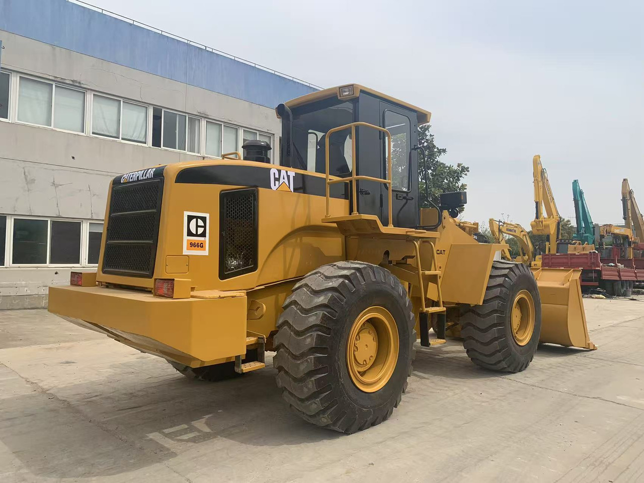 Chargeuse sur pneus Caterpillar Payloader Good Price CAT 966G, 950G