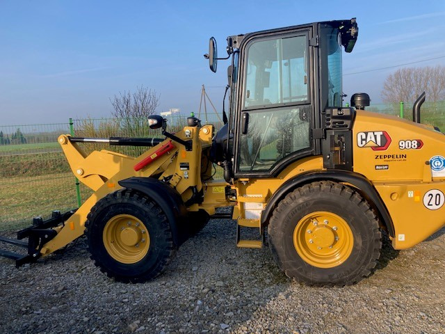 Chargeuse sur pneus Caterpillar Radlader 908HL