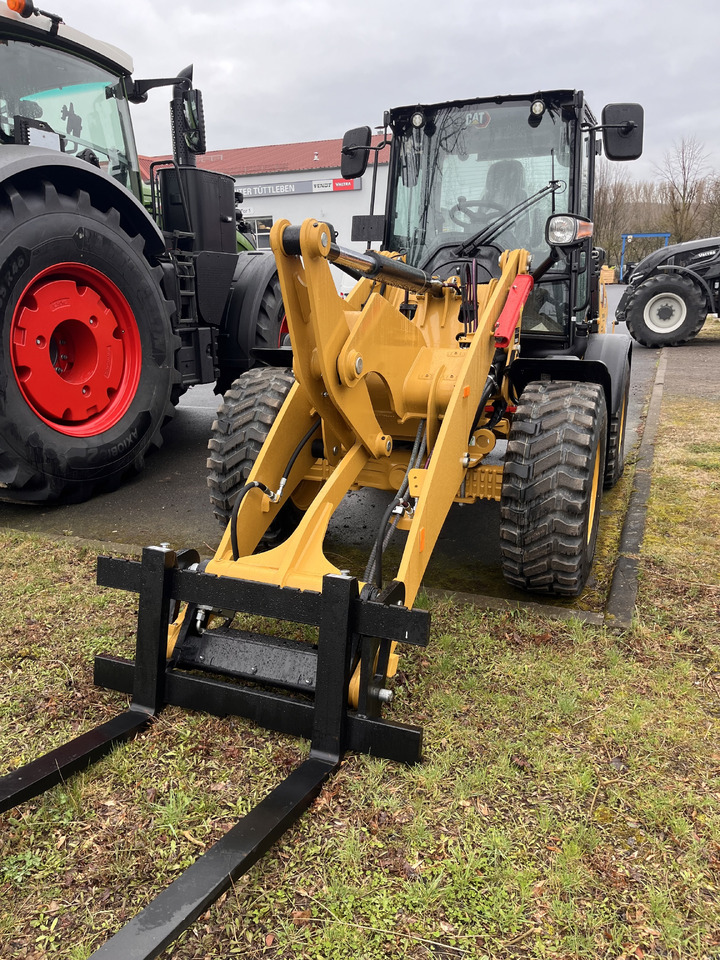 Chargeuse sur pneus Caterpillar Radlader 908HL-14A