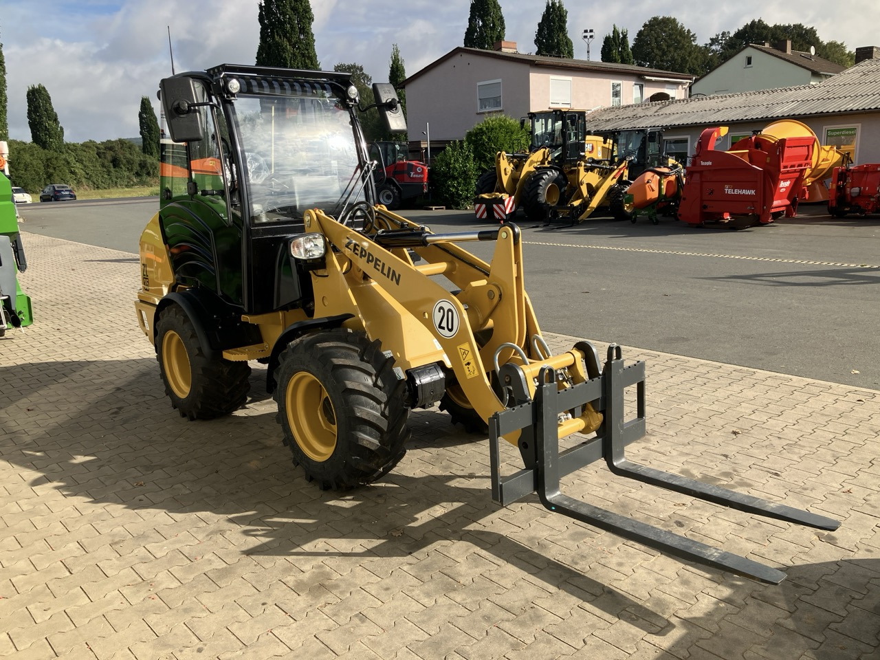Chargeuse sur pneus Caterpillar ZL35