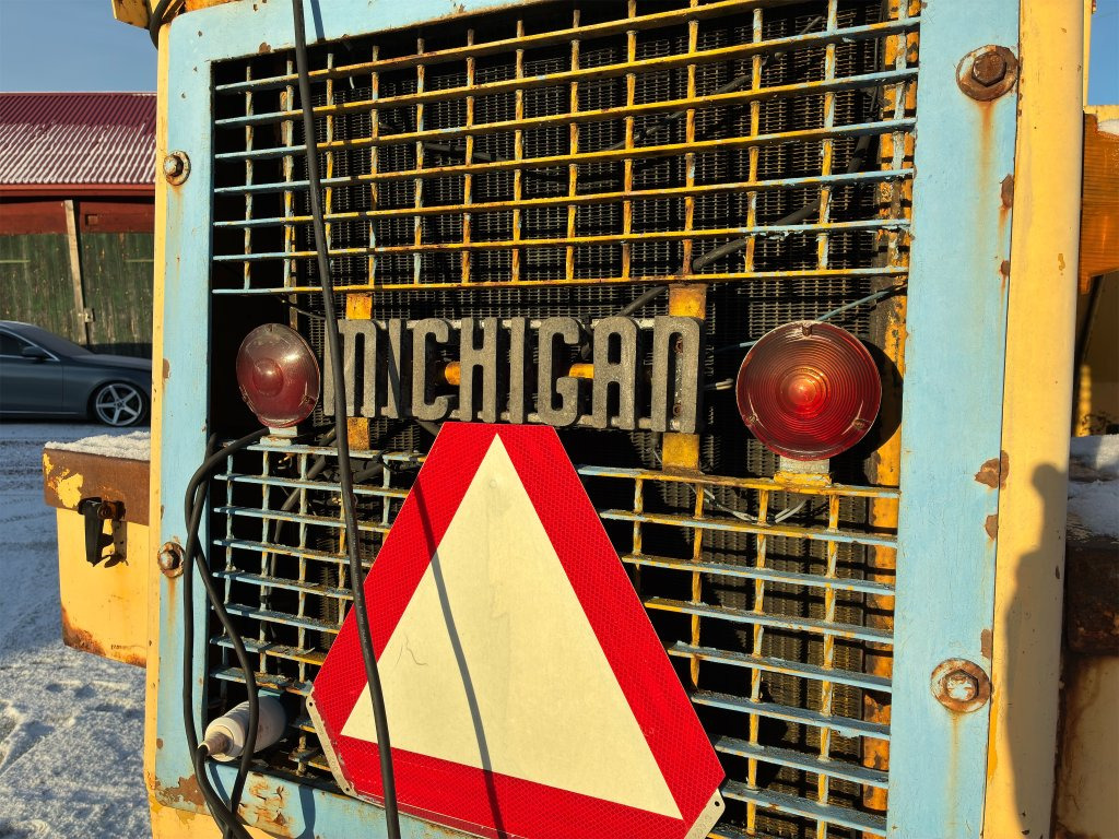 Chargeuse sur pneus Clark 55