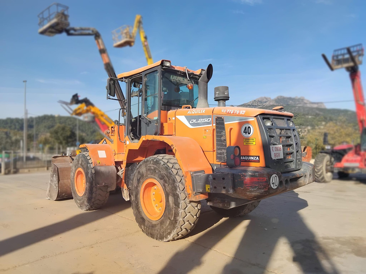 Chargeuse sur pneus DOOSAN DL250-5