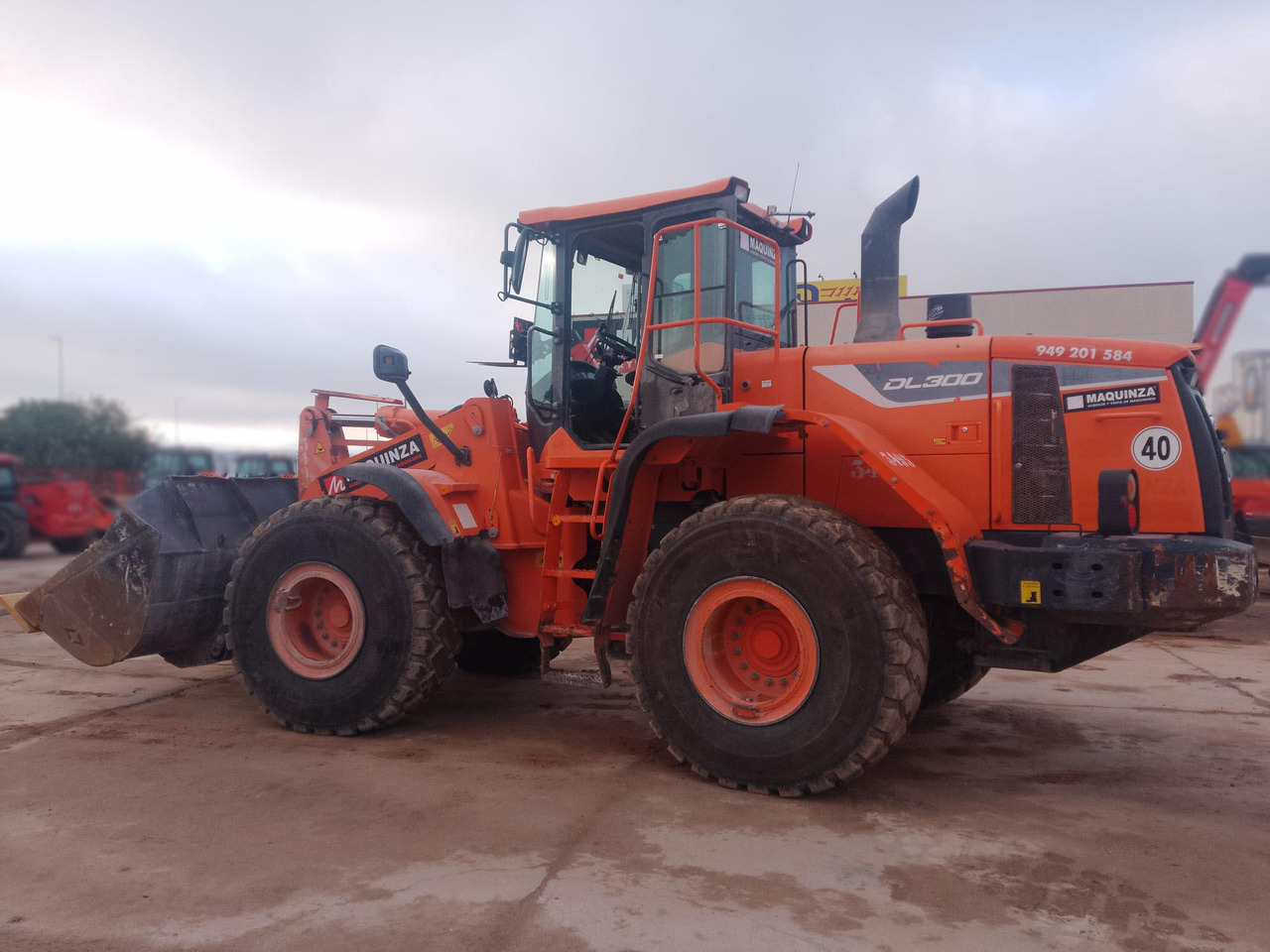 Chargeuse sur pneus DOOSAN DL300-5