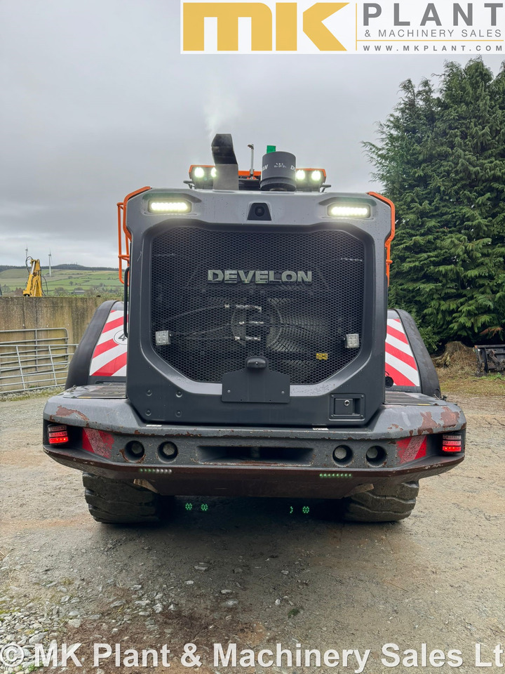 Chargeuse sur pneus DOOSAN DL320-7