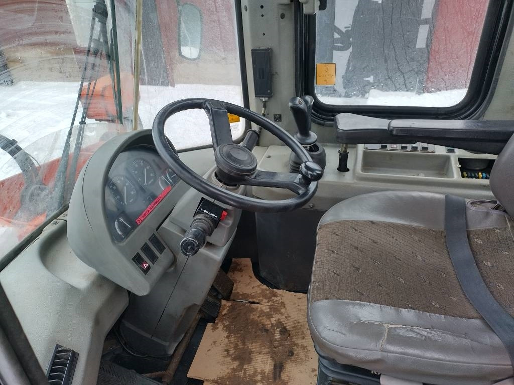 Chargeuse sur pneus Daewoo 200-V Mega