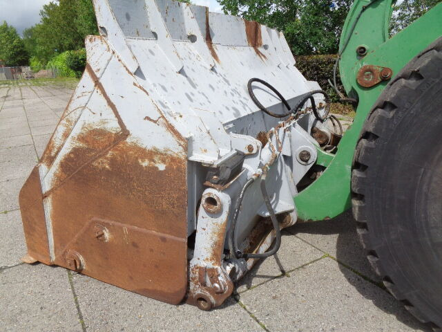 Chargeuse sur pneus Daewoo MG300