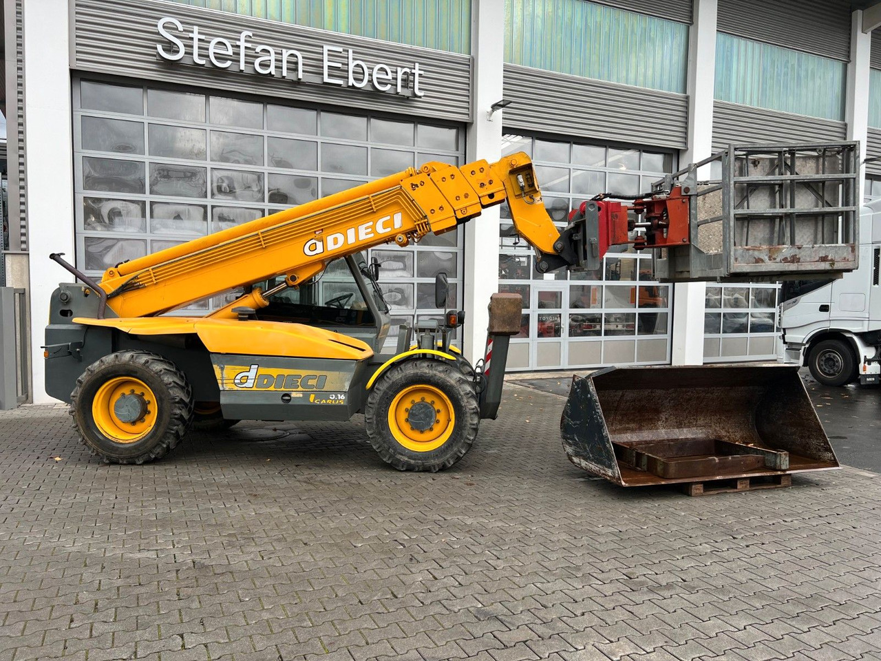 Chargeuse sur pneus Dieci Icarus 40.16 ET 166 / 4.238 h / 2003