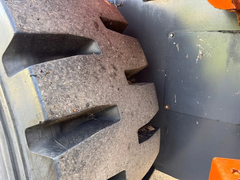 Chargeuse sur pneus Doosan DL250