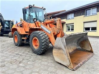 Chargeuse sur pneus Doosan DL250
