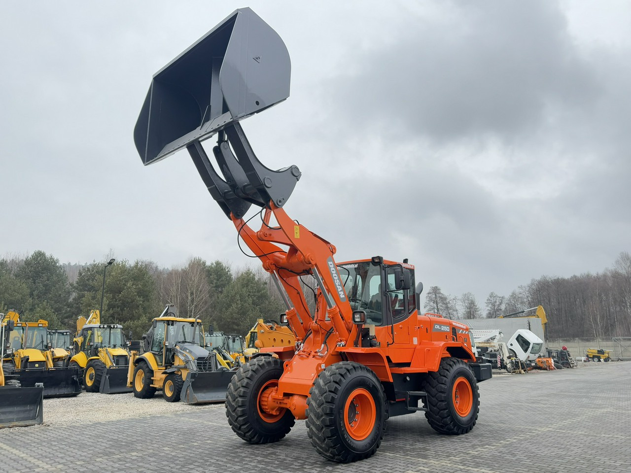 Chargeuse sur pneus Doosan DL250 14,5Ton Łyżka Wysokiego Wysypu !!!