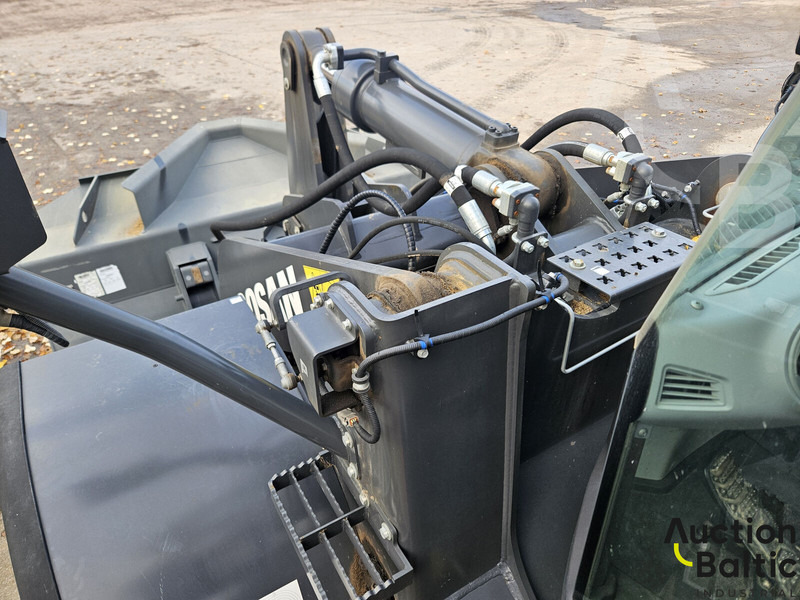 Chargeuse sur pneus Doosan DL280-7