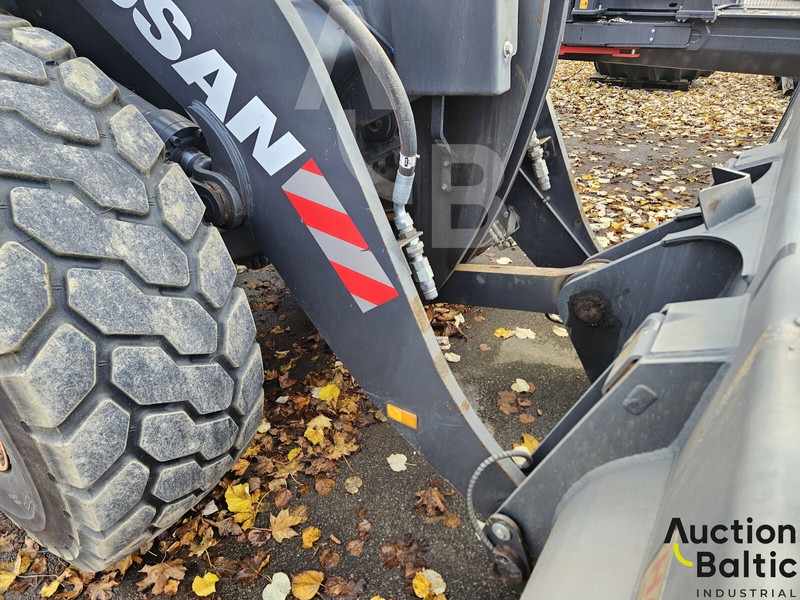 Chargeuse sur pneus Doosan DL280-7