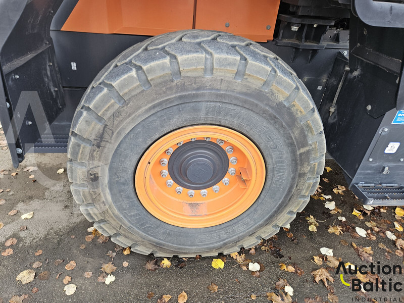 Chargeuse sur pneus Doosan DL280-7