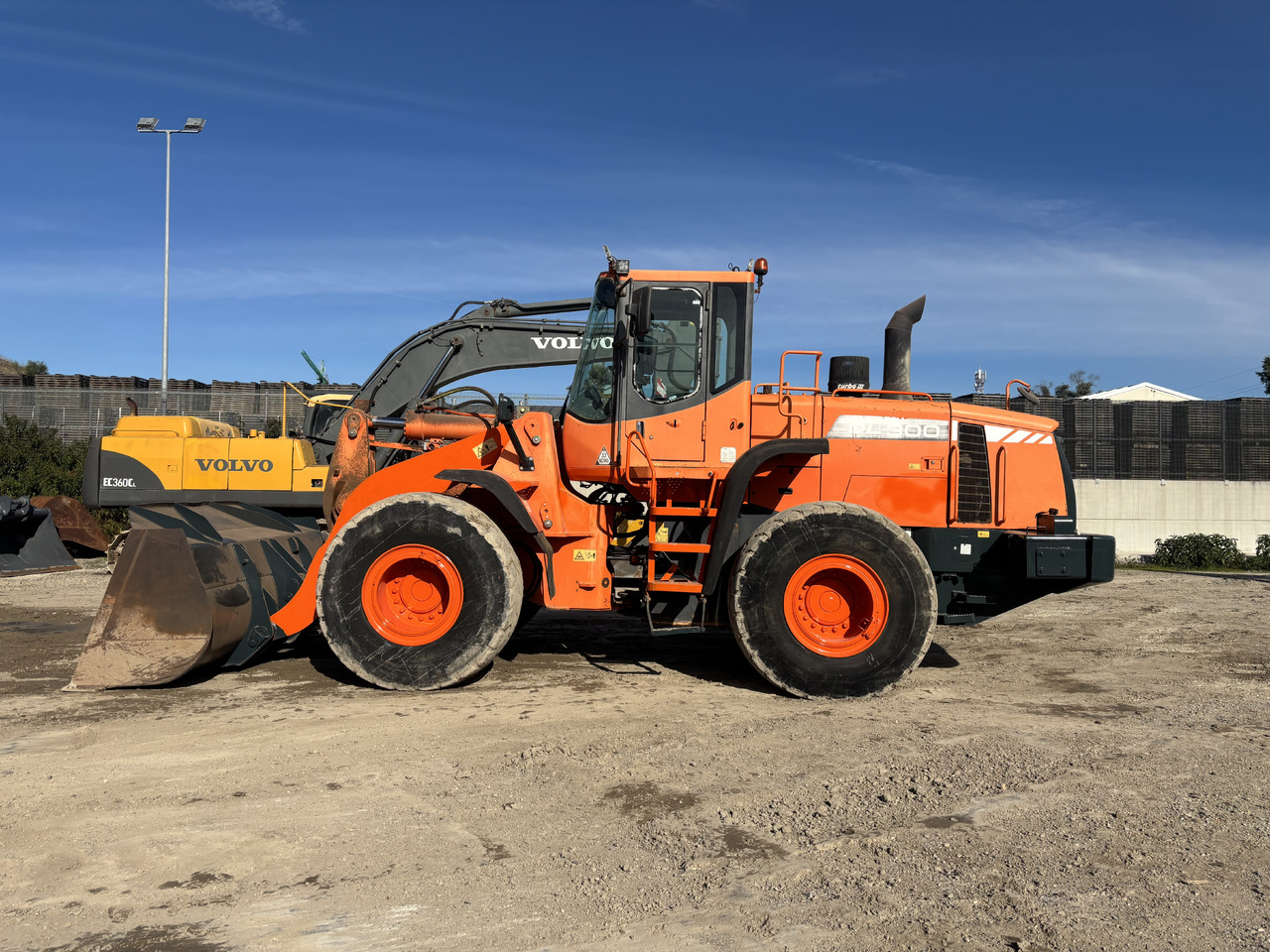 Chargeuse sur pneus Doosan DL300