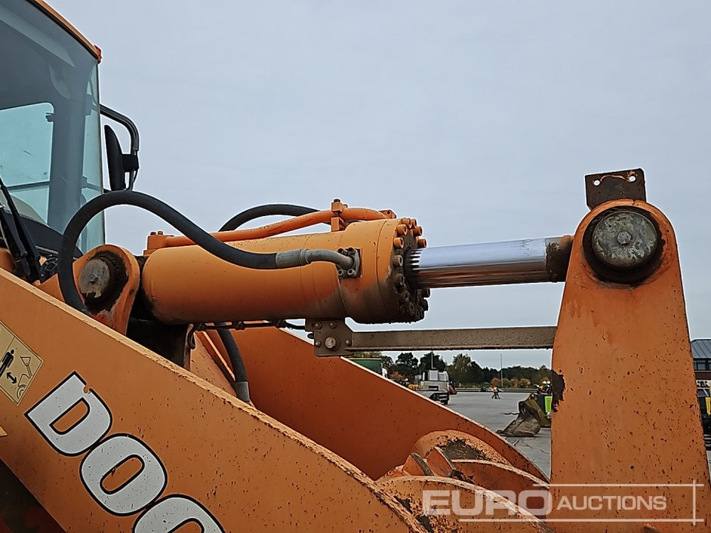 Chargeuse sur pneus Doosan DL300