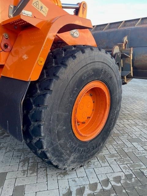 Chargeuse sur pneus Doosan DL 200