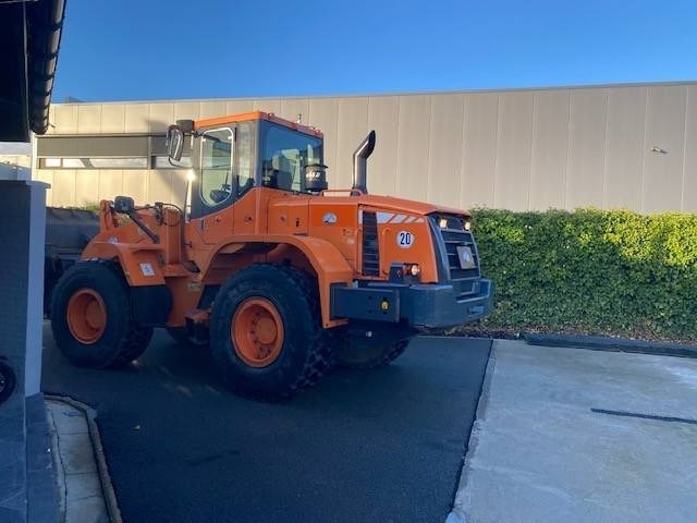 Chargeuse sur pneus Doosan DL 200